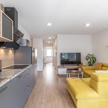 Unique: Zentrumsnahe 2 Zimmerwohnung In Villingen Mit Netflix 1 Og Екстериор снимка